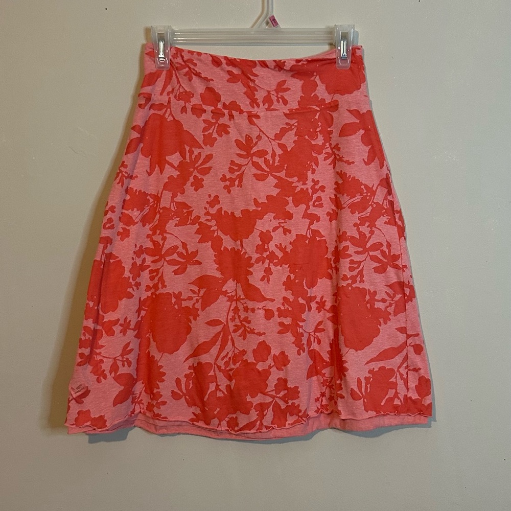 Dakini xs Floral Skirt very stretchy can fit up to small/medium
